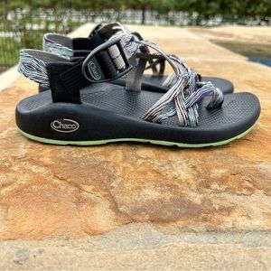 Chaco ZX2 Pixel Weave Vibram Yampa Sandal womens US 8 teal purple